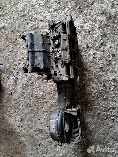 Корпус печки на Mercedes W203