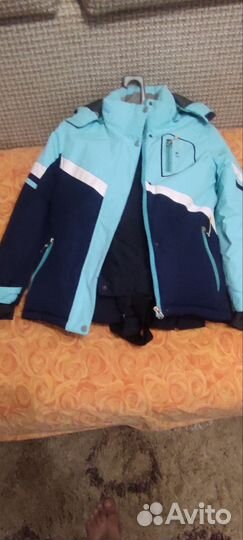 Спортивный костюм женский