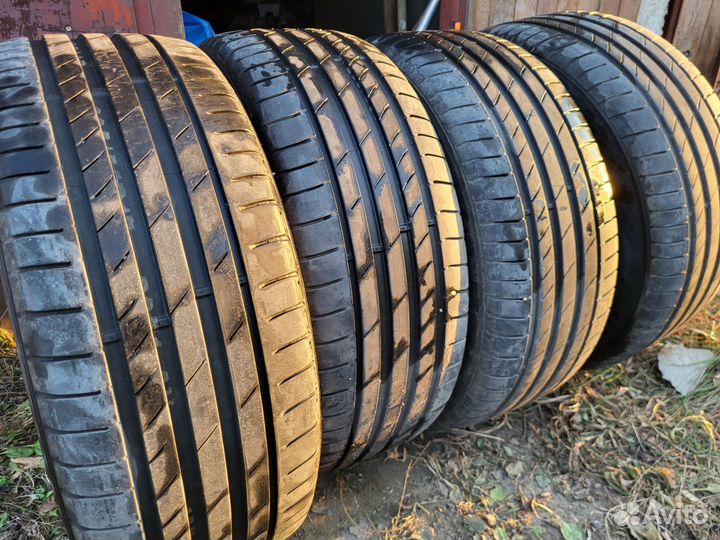 Kumho Ecsta PS71 225/55 R17 97Y