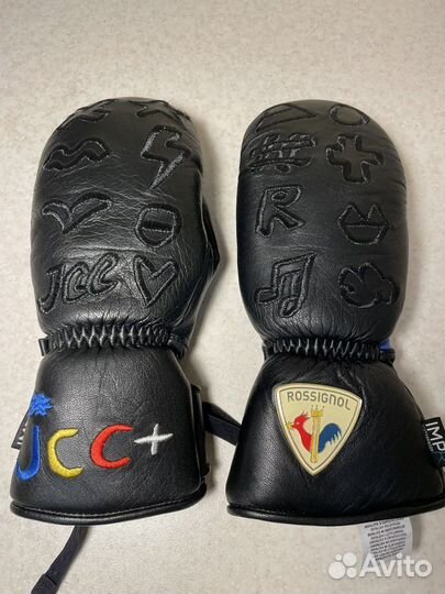 Бомбические женские варежки Rossignol