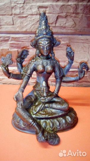 Бронзовая статуэтка Богиня Праджняпарамита