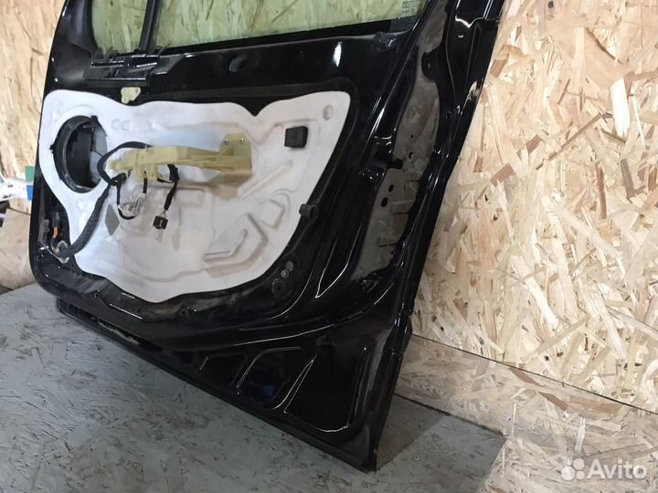 Дверь передняя (правая) Peugeot 308