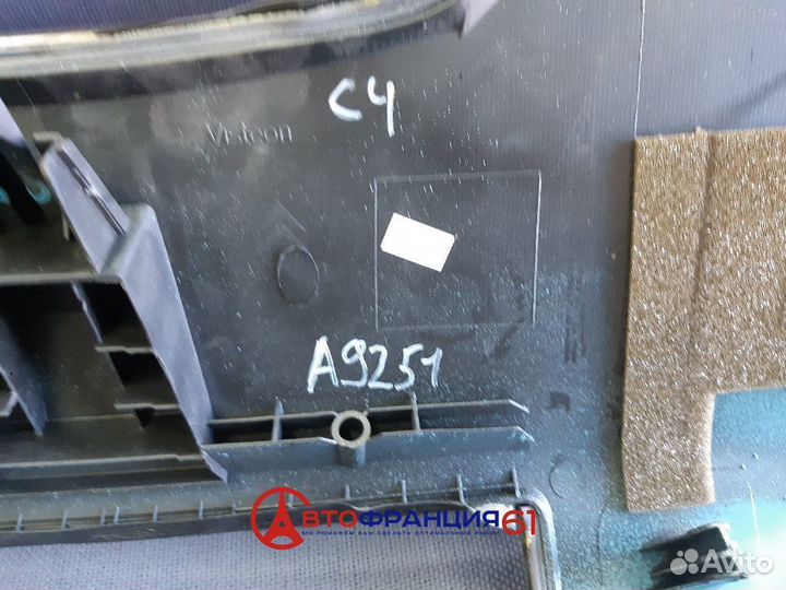 Накладка парприза, 824743 citroen C4, 3036516