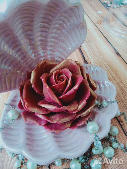 Мыло в куполе Роза