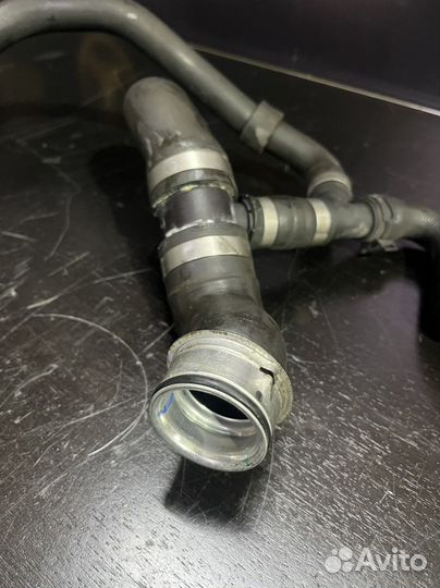 Патрубок системы охлаждения m271 мерседес w212