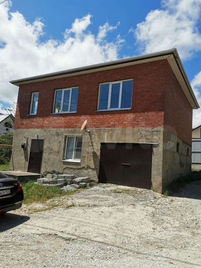 Дом 141 м² на участке 4 сот.