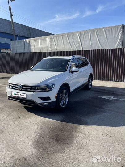 Volkswagen Tiguan 2.0 AT, 2018, 46 000 км