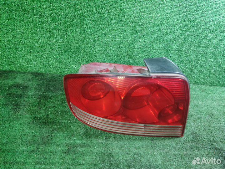 Фонарь задний левый Hyundai Sonata 4