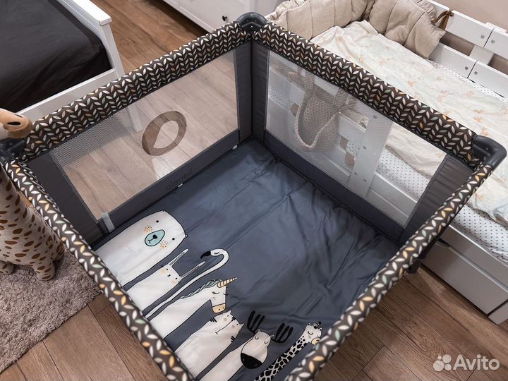 Манеж детский lionelo + мячики для сухого бассейна