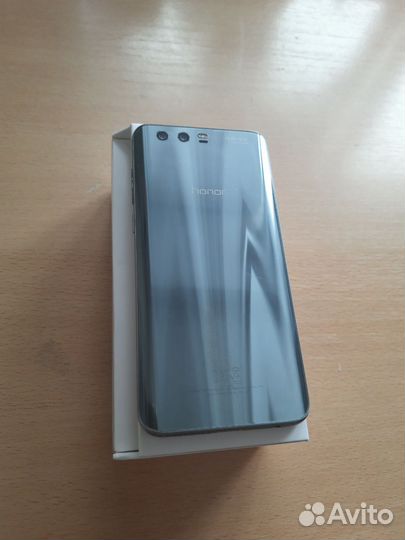 HONOR 9, 4/64 ГБ