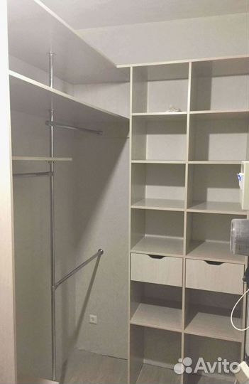 Гардеробный шкаф