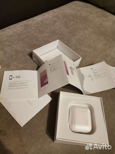 AirPods 2 (2 поколения)