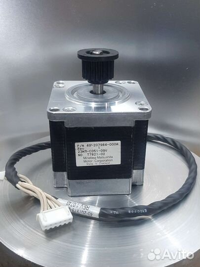 Привод шаговый двигатель