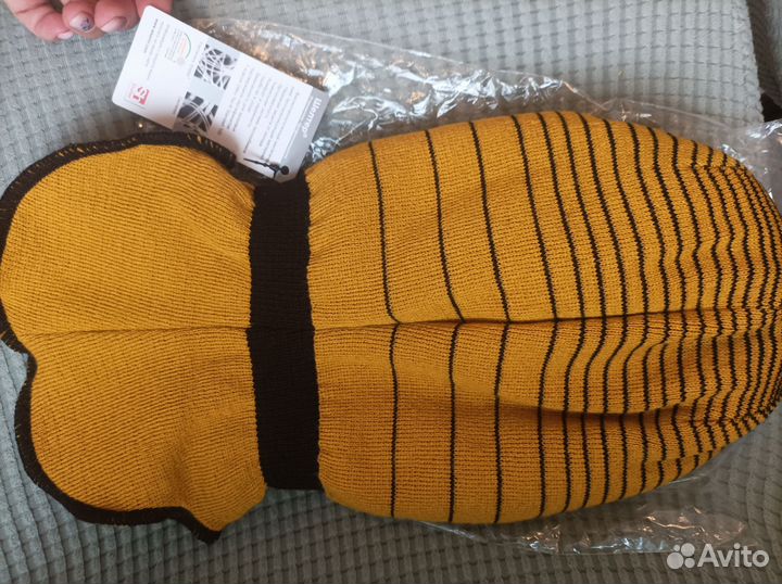 Шапка шлем зимний новый 54-56 размер желтый
