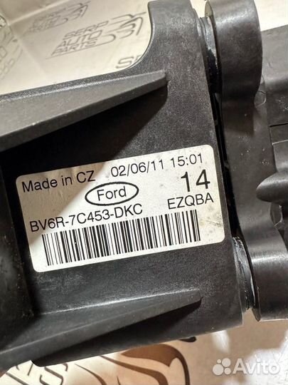 Кулиса переключения передач Ford Focus 3 CB8 1.6L