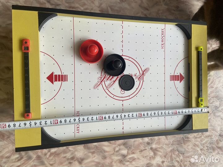 Настольный аэрохоккей