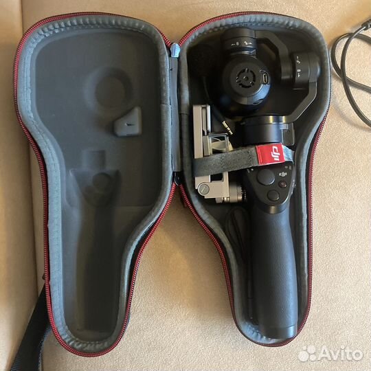 Камера с 3-осевым стабилизатором DJI Osmo