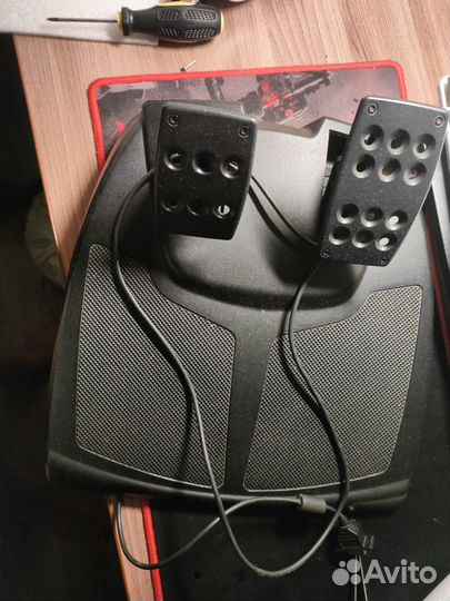 Игровой руль logitech momo racing 900