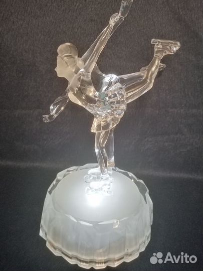 Статуэтка 