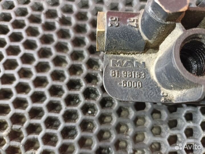 Распределитель тормозных сил