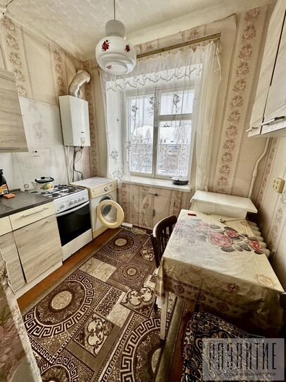 2-к. квартира, 40 м², 5/5 эт.