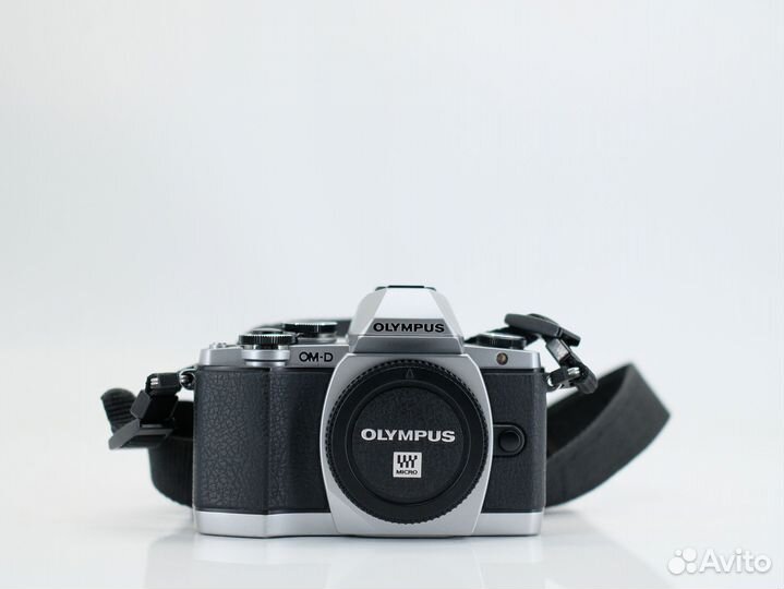 Olympus OM-D E-M10 Body как новый, обмен. гарант