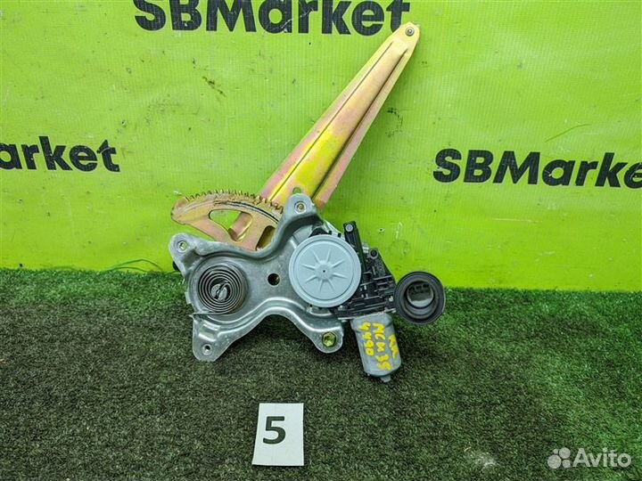Стеклоподъемник задний правый Toyota Harrier MCU35