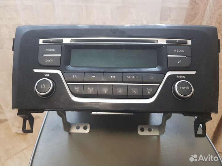 Магнитола штатная