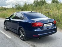 Volkswagen Jetta 1.6 AT, 2013, 243 000 км, с пробегом, цена 950 000 руб.