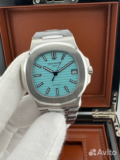 Часы Patek Philippe Nautilus Tiffany с коробкой