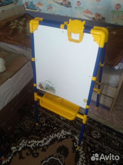 Мольберт детский двухсторонний