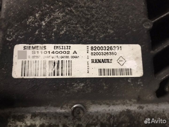 Renault Symbol блок управления двигателем