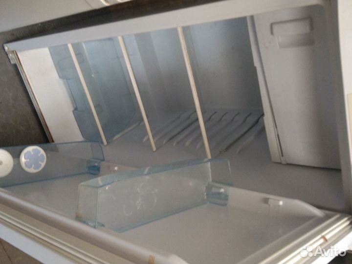 Холодильник бирюса в отличном состоянии