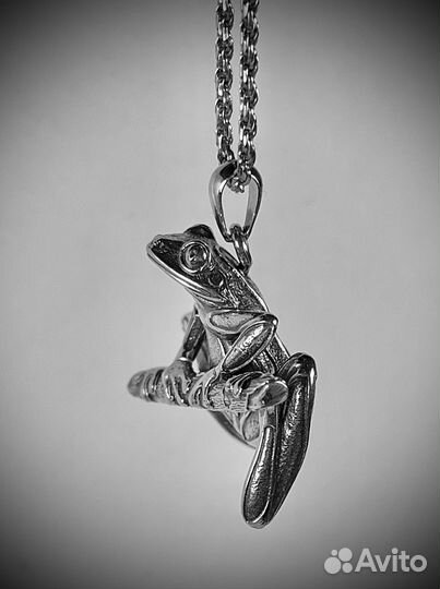 Лягушка кулон