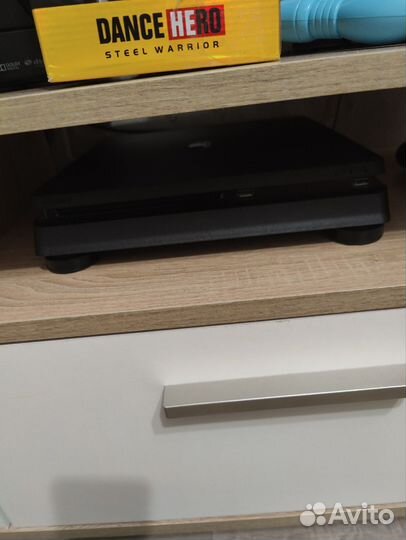 Sony playstation 4 slim 1 tb