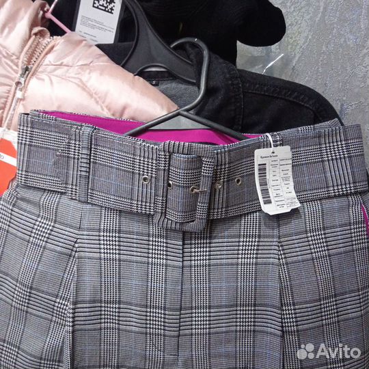 Брюки с высокой посадкой 38р 40,44,46