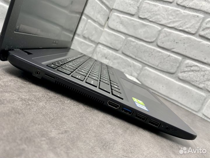 Игровой asus Core i3 256Gb 8Gb nvidia MX110 2Gb