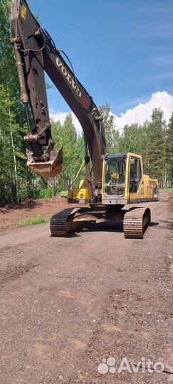 Гусеничный экскаватор Volvo EC240B LC, 2010