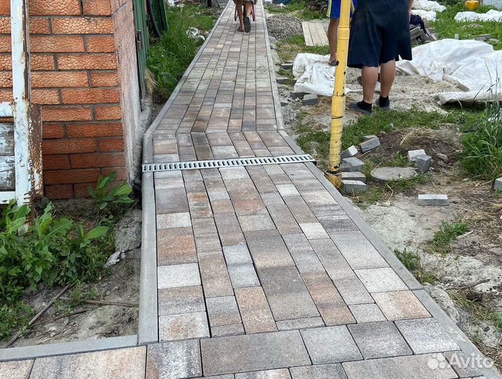Укладка тротуарной плитки