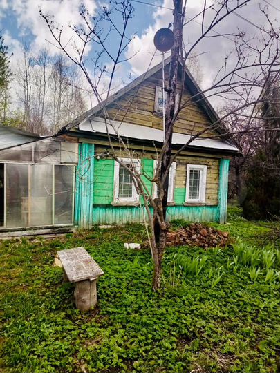 Дом 28 м² на участке 15 сот.