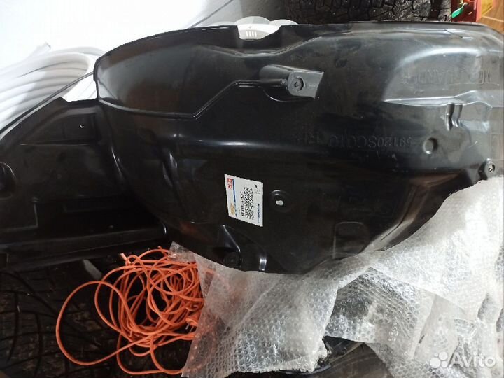 Подкрылок передний субару форестер