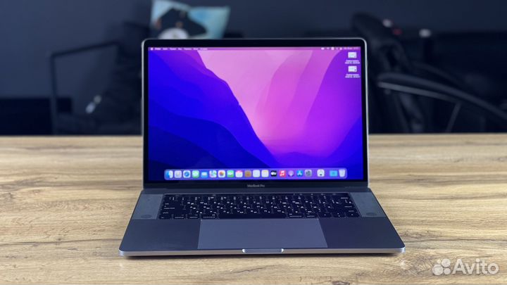 MacBook Pro 15 2016 i7 16 512 отличный