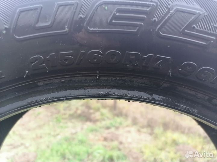 Bridgestone Dueler H/T 215/60 R17