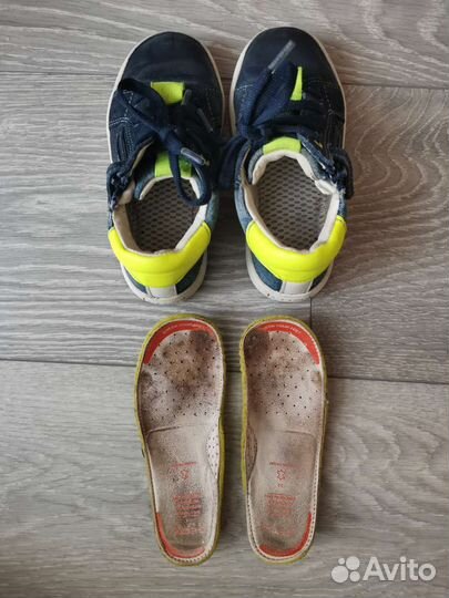Кроссовки 24