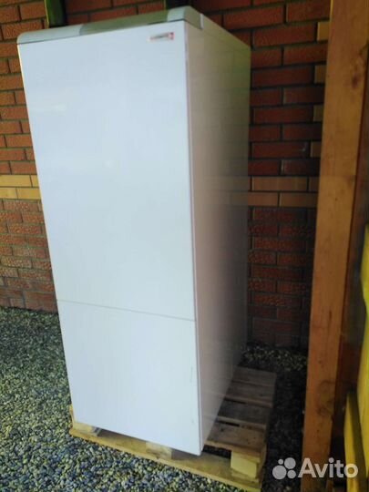 Газовый котел двухконтурный напольный