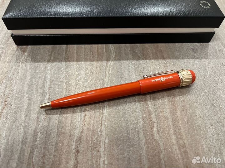 Montblanc Noir Spider шариковая ручка