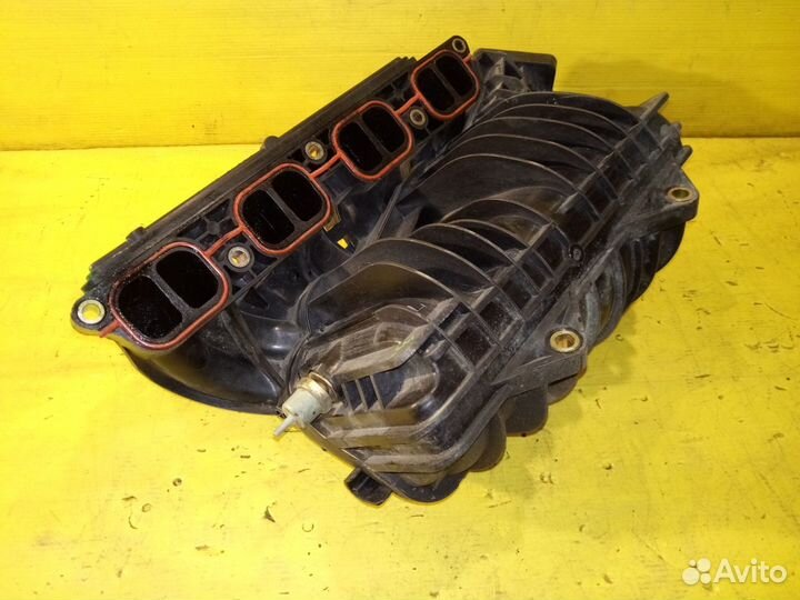 Коллектор впускной 2.0 Toyota Avensis T250 1AZ-FSE