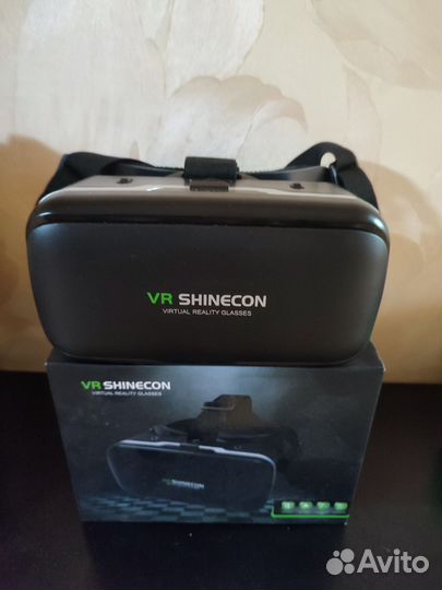Очки виртуальной реальности для телефона