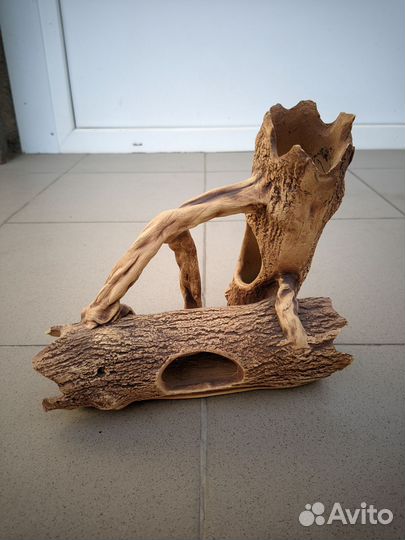 Коряга в аквариум