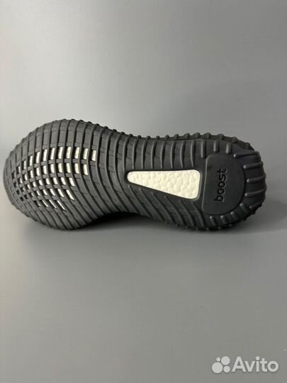 Кроссовки Adidas Yeezy Boost 350